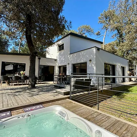 La Des Dunes Villa *